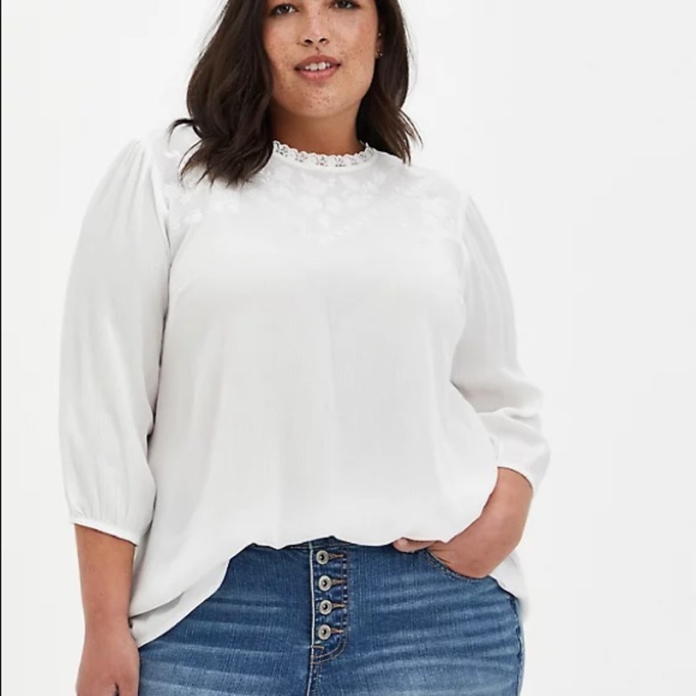 Torrid white gauze top nwt